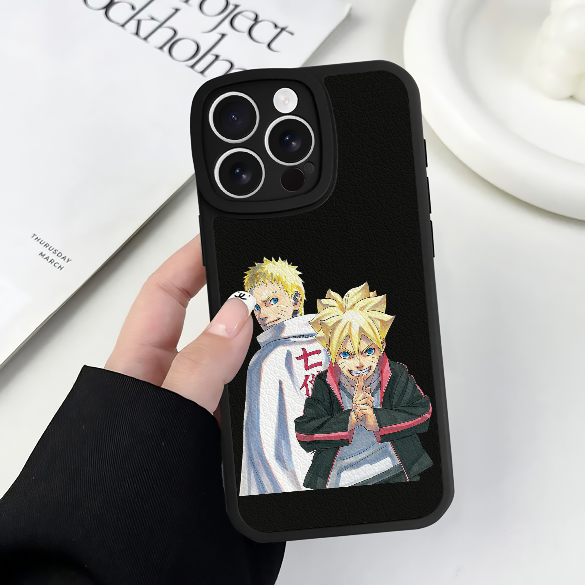 （画像用） NARUTO -ナルト- うずまき ボルト Uzumaki Boruto 【iPhone 16シリーズ対応】シリコンスマホケース（レザー調） 材質：シリコン